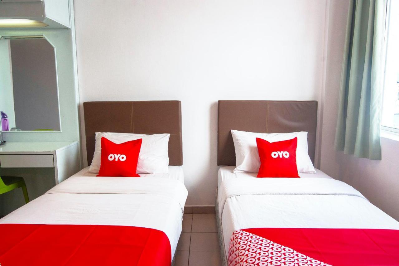 Oyo 89577 Kristal Hotel Keningau Экстерьер фото